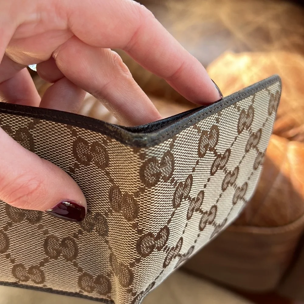 Gucci Wallet - Picture 10 of 13